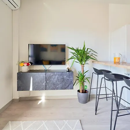 Charming And Bright Flat In The Heart Of * Malaga